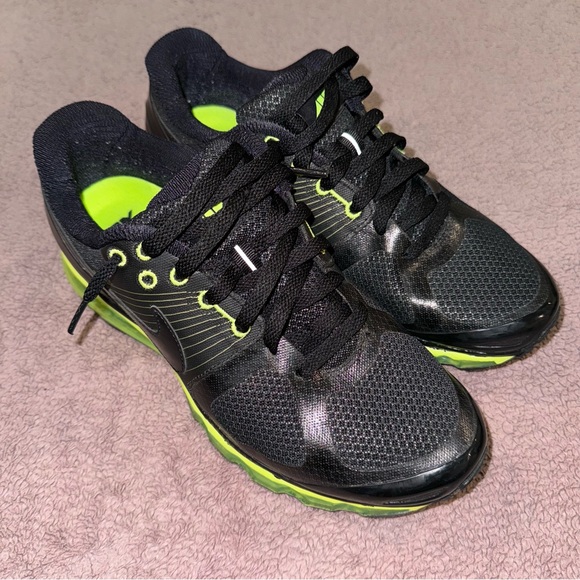 Nike Air Max 2010 Black Volt size 9.5 men’s - Picture 2 of 5